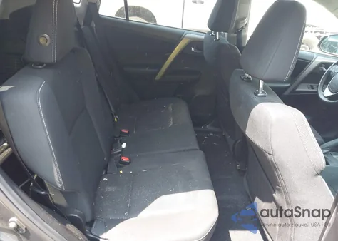 2018 Toyota Rav4 Adventure/Xle z USA, uszkodzony, nr VIN 2T3RFREV2JW738510